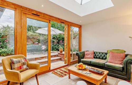Ludwel Casa | 2 Bed in Ludlow 40329
