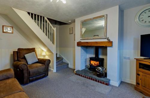 Ludwel Casa | 2 Bed in Ludlow 91422