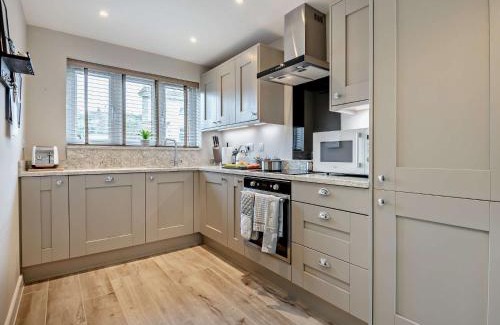 West Lulworth Casa | 2 Bed in Lulworth Cove 94520