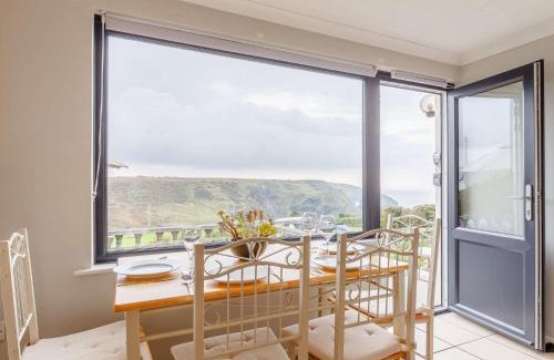 Mullion Casa | 2 Bed in Mullion Cove 52468