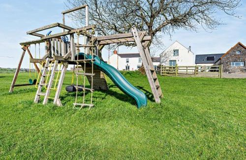 Narberth Casa | 2 Bed in Narberth 72864