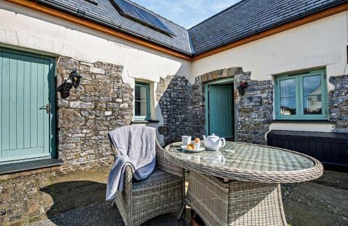 Narberth Casa | 2 Bed in Narberth 72865