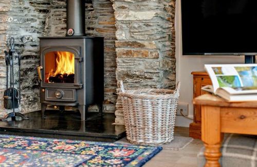 Edmonton Casa | 2 Bed in Padstow KCOTT