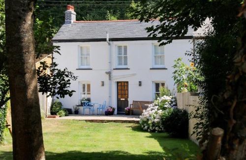 St. Blazey Casa | 2 Bed in Par 81252