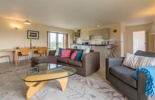 Fakenham Casa | 2 Bed in Pensthorpe KT002