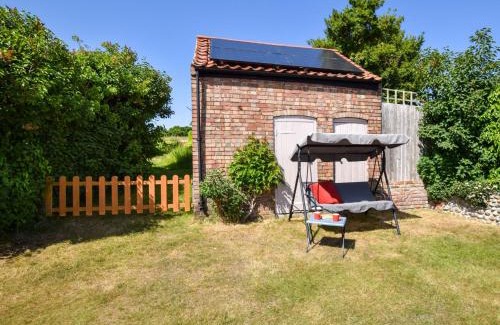 Roughton Casa | 2 Bed in Roughton BUCN8