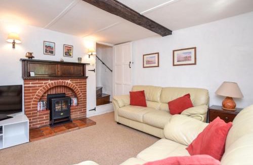 Roughton Casa | 2 Bed in Roughton BUCN8