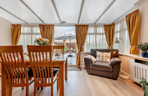 Saundersfoot Casa | 2 Bed in Saundersfoot 94207