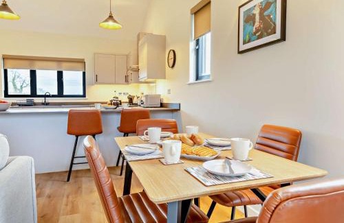 Babcary Casa | 2 Bed in Somerton 92126