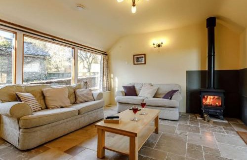 Knowstone Casa | 2 Bed in South Molton 86642