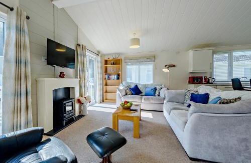 Amroth Casa | 2 Bed in Stepaside 91799