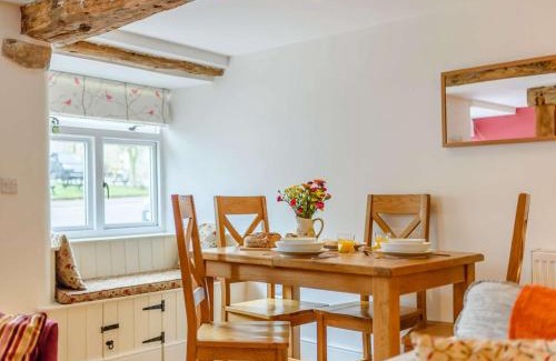 Tideswell Casa | 2 Bed in Tideswell 81534