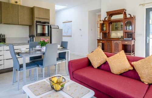 Tiverton Casa | 2 Bed in Tiverton 78468
