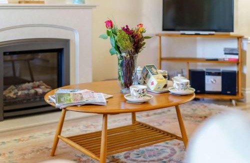 Freshwater Casa | 2 bed in Totland Bay IC003
