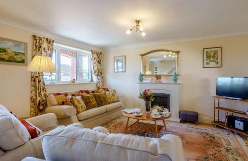 Freshwater Casa | 2 bed in Totland Bay IC003