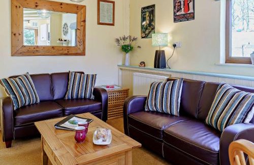 Llanfair Clydogau Casa | 2 Bed in Tregaron 43293