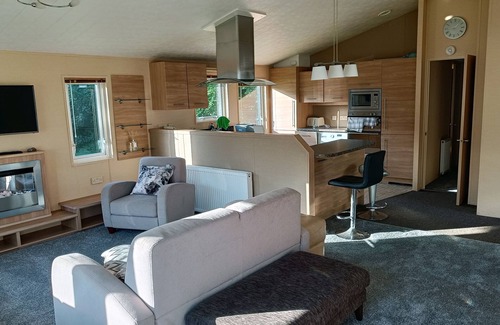 Bucks Cross Cabina | 2-Bed Luxury Lodge at Bideford Bay within walking distance of Clovelly