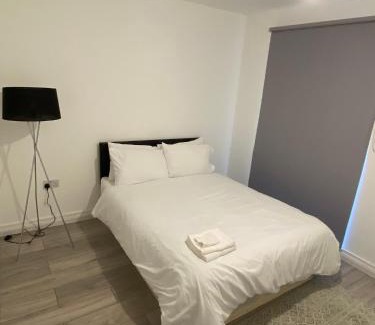 Gascoigne Apartamento | 2 Bed Penthouse-Riverside View in East London