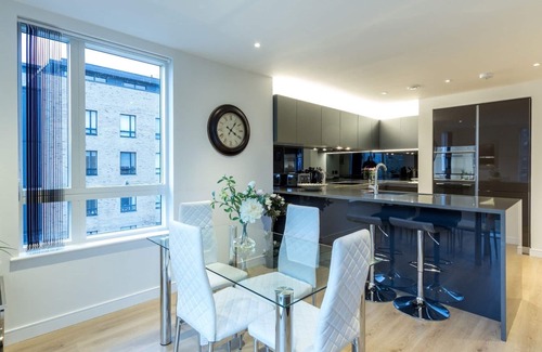 London Borough of Hounslow Apartamento | 2 Bed Property Close to Heathrow Airport