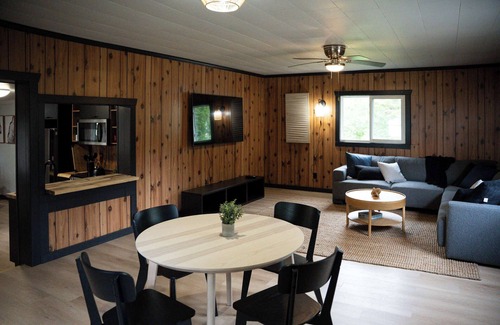 Tobermory Cabina | 2 Bed Renovated Waterfront Cottage | Kayak