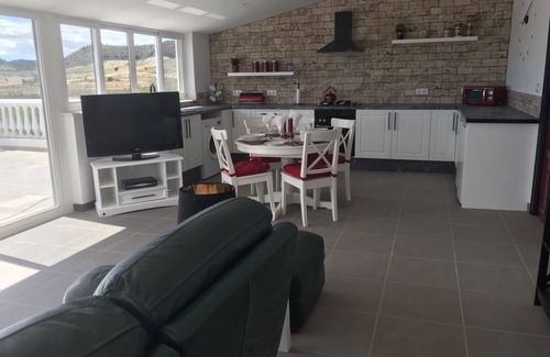 Oria Apartamento | 2 Bed-Sleeps 4-Mtn View-Private Pool & Terrace
