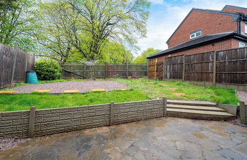 Birmingham Casa | 2 Bed-sleeps 4-private Garden- Free Parking
