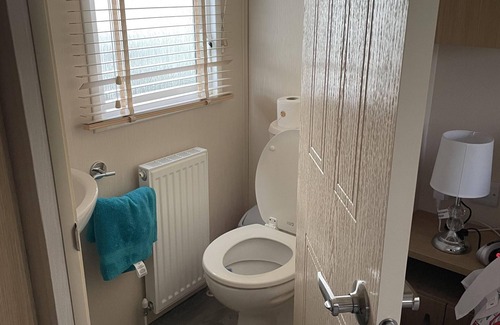 Great Yarmouth Cabina | Captivating 2-Bed Lodge in Great Yarmouth