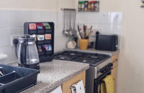 Canning Town Apartamento | 2 Bed-sleeps5-free Parking-10 min Walk Underground