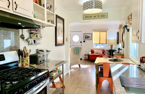 Old Towne Casa | * Aprobado por la ciudad: STARFISH BUNGALOW - 4 de julio al 7 de julio Abierto .... Tiempos divertidos !!
