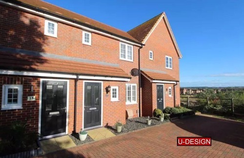 Bedford Casa | 2 Bed Terraced House Bedford - MK42