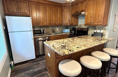 Ortley Beach Condominio | 2-Bedrm, 1-Bathrm Perfect location for a family