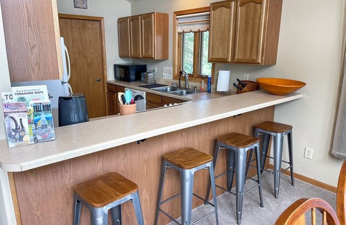 Tomahawk Casa | 2 bedroom, 1 bath on Lake Moahawksin
