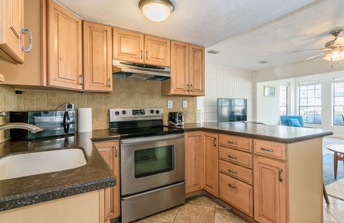 Neptune Beach Casa | Duplex de 2 dormitorios y 1 baño A pocos pasos de la playa con piscina
