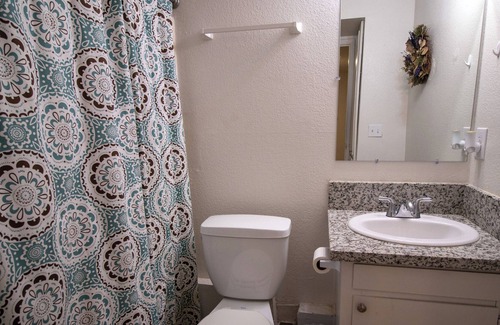 Porterville Apartamento | 2 bedroom 2 bath apartment near main street