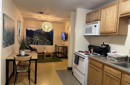 Downtown Pittsburgh Apartamento | 2 Bedroom 2 Bath Downtown Sleeps Six Walkable