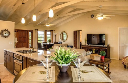 Big Pine Key Casa | 2 bedroom 2 bath pool home located in Big Pine Key