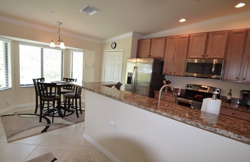 Bradenton Condominio | 2 Dormitorios 2 baños más Den Veranda Condo