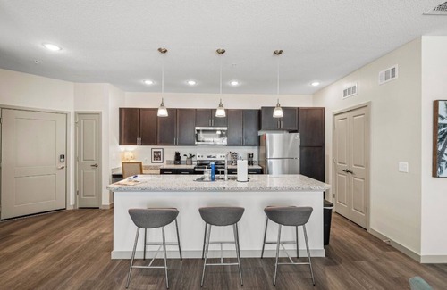 Winter Haven Apartamento | 2-bedroom, 2-bath unit offers a family-friendly retreat just mins from LEGOLAND.