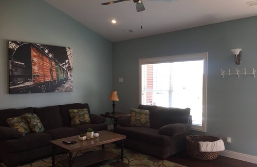 Perryville Apartamento | ¡NUEVAS unidades de 2 habitaciones y 2 baños! Excelente ubicación cerca de bodegas y la I-55