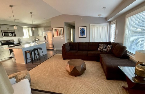 Douglas Condominio | 2 bedroom/2 bath with pool access