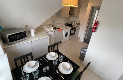 London Borough of Bromley Apartamento | 2 Bedroom 2 bathroom Apartment 8 including free parking