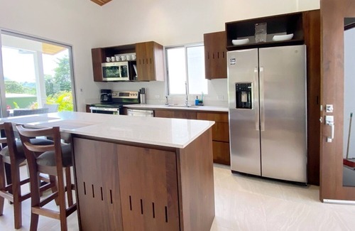 Ciudad Cortés Casa | 2 Bedroom 2 Bathroom Close to amenities with 2 wheel drive access