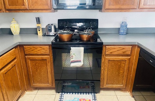 Euless Casa | 2 bedroom/2bathroom duplex 12 mins toDFW Airport and free WiFi