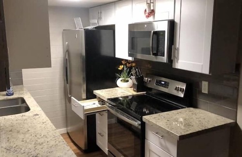 Scottsdale Estates Ten Apartamento | 2 Bedroom 678322 by Houzlet