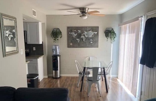 Scottsdale Estates Ten Apartamento | 2 Bedroom 678322 by Houzlet
