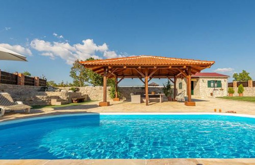 Gornji Zemunik Casa | 2 bedroom accommodation in Zemunik Gornji