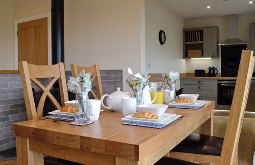 Disserth and Trecoed Cabaña | Alojamiento de 2 habitaciones en Howey, near Llandrindod Wells