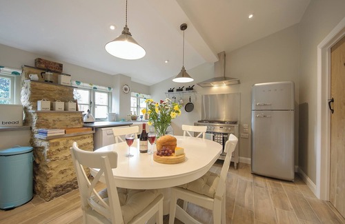 Chipping Norton Cabaña | Alojamiento de 2 habitaciones en Middle Barton, near Chipping Norton