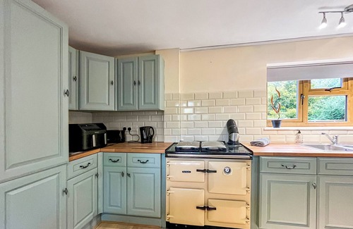 Compton Martin Cabaña | 2 bedroom accommodation in Priddy, near Wells
