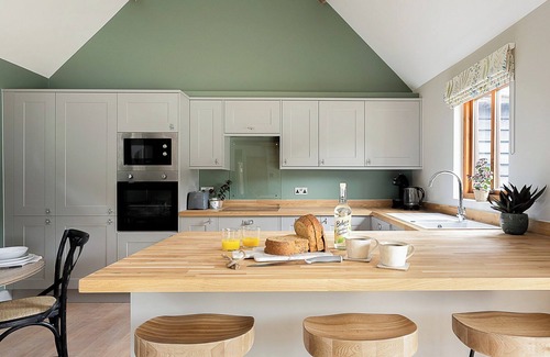 Fair Oak Green Cabaña | Alojamiento de 2 habitaciones en Bramley, near Tadley